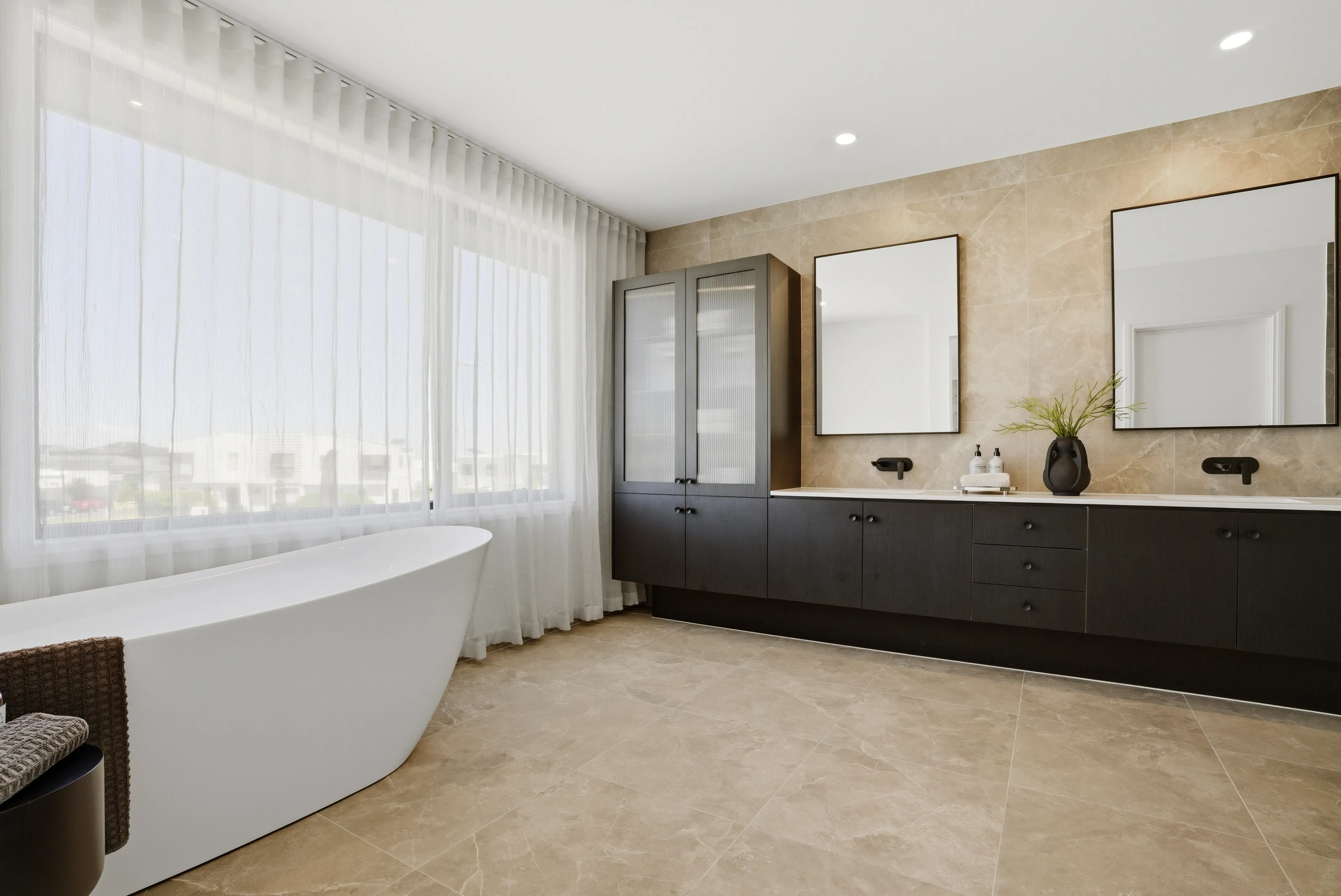 Master Ensuite